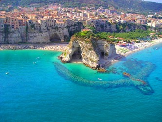 tropea-spiaggia.jpg